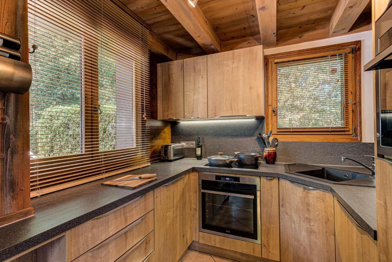 Chalet Blackbushe - Traditional Chalet - Alpes Travel - Sleeps 4-6 Лез-Уш Экстерьер фото
